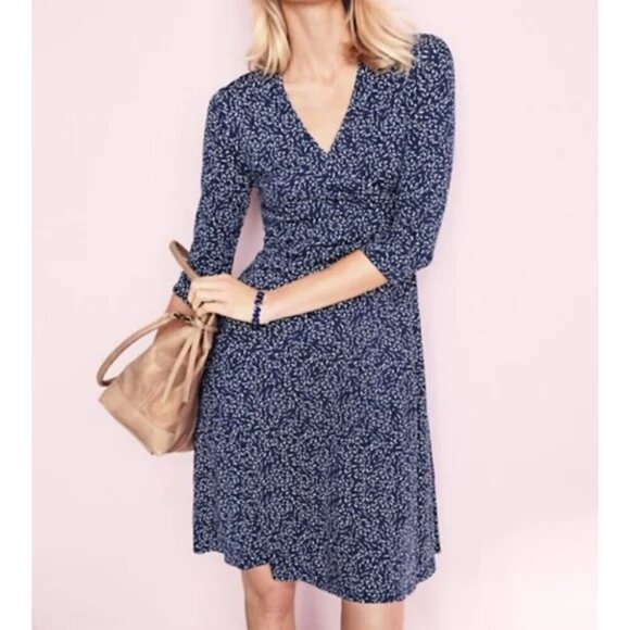 Garnet Hill Dresses & Skirts - Garnet Hill Brianna Surplice Knit Dress, Size L